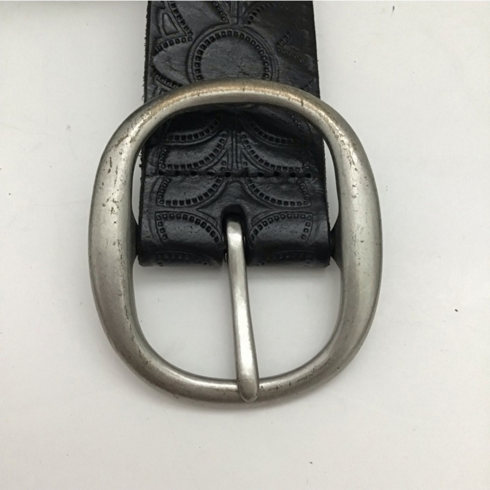 Fossil Black Flower Tooled Leather Belt - Picture 3 of 6
